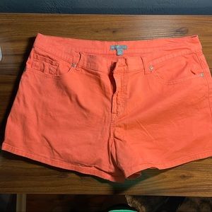 Coral New York and Company Denim Material Shorts- Great for summer!